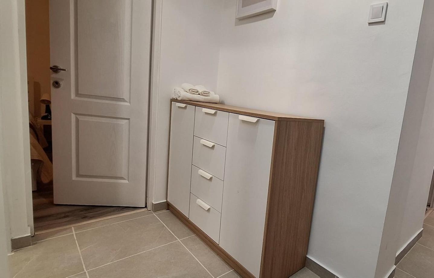 Enci House Apartment Târgu-Mureş Exteriör bild